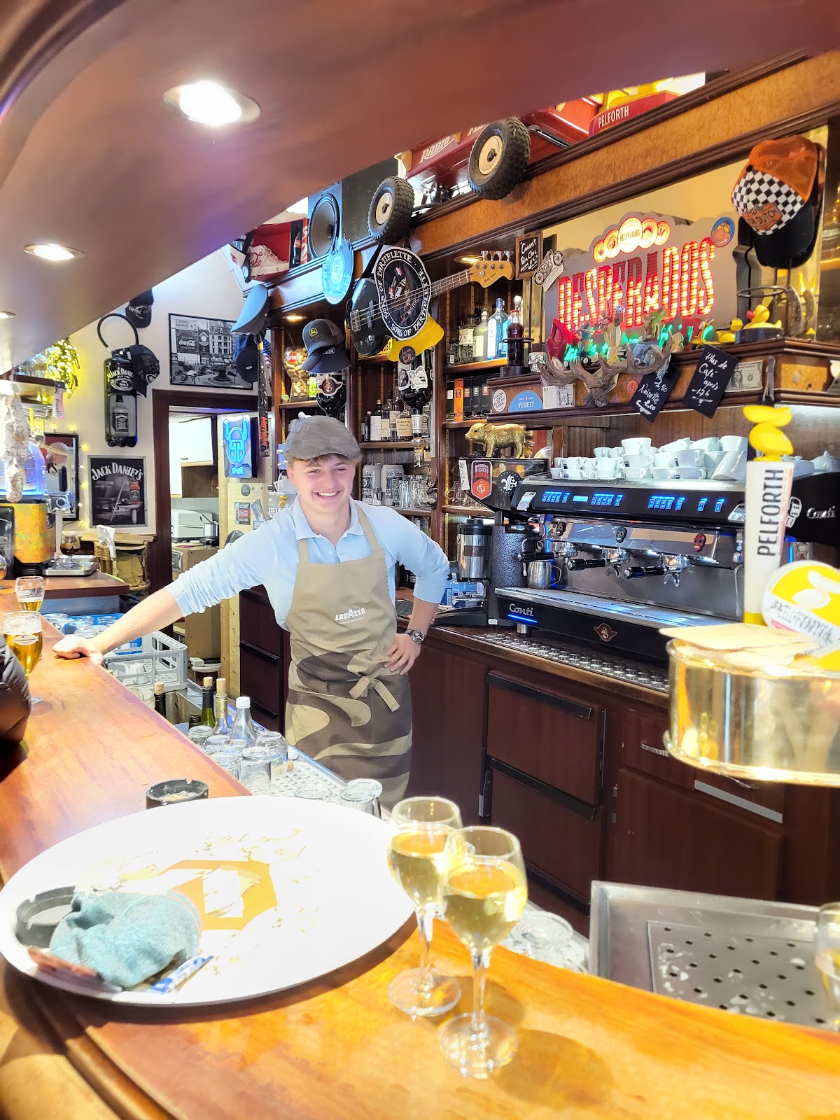 Cafe De La Poste - photo 2
